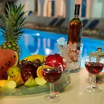 Olympia Hotel Karterados (Santorini)
