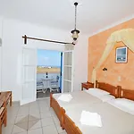 Olympia Hotel 3*