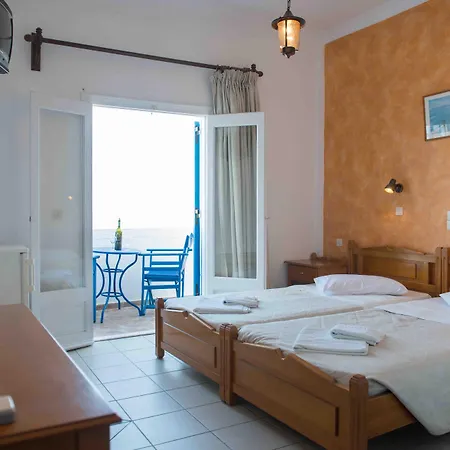 Olympia 3* Karterados (Santorini)