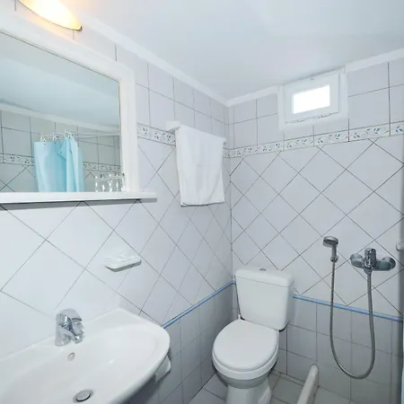 Olympia Hotel 3*