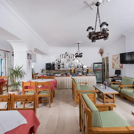 Olympia 3* Karterados (Santorini)