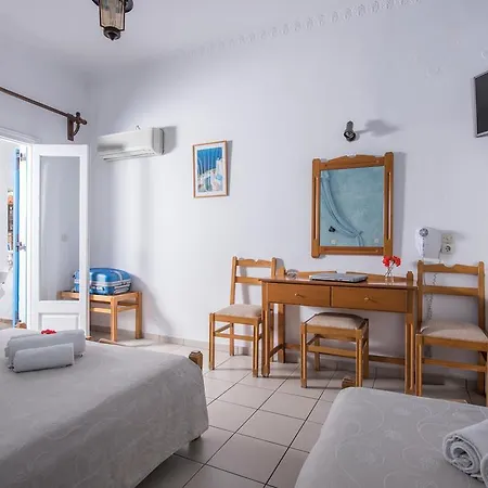 Olympia Hotel 3*