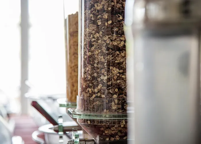 Отель Olympia 3*